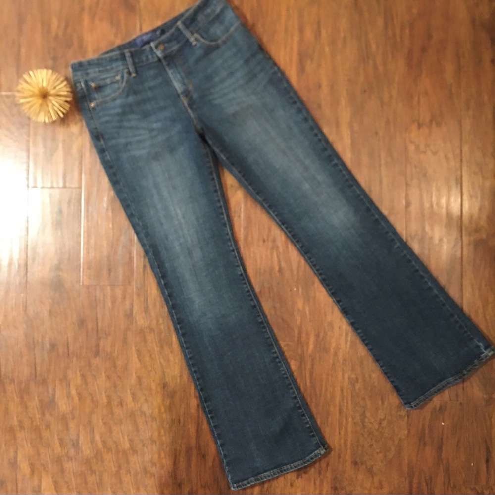 Bermuda Femme Levi's Demi Curve Classic STRETCH Taille 4/27 - Occasion Très Bon état